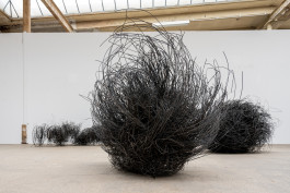  mtrl, Ausstellungsansicht, 2021, Werkschauhalle, Baumwollspinnerei, Leipzig